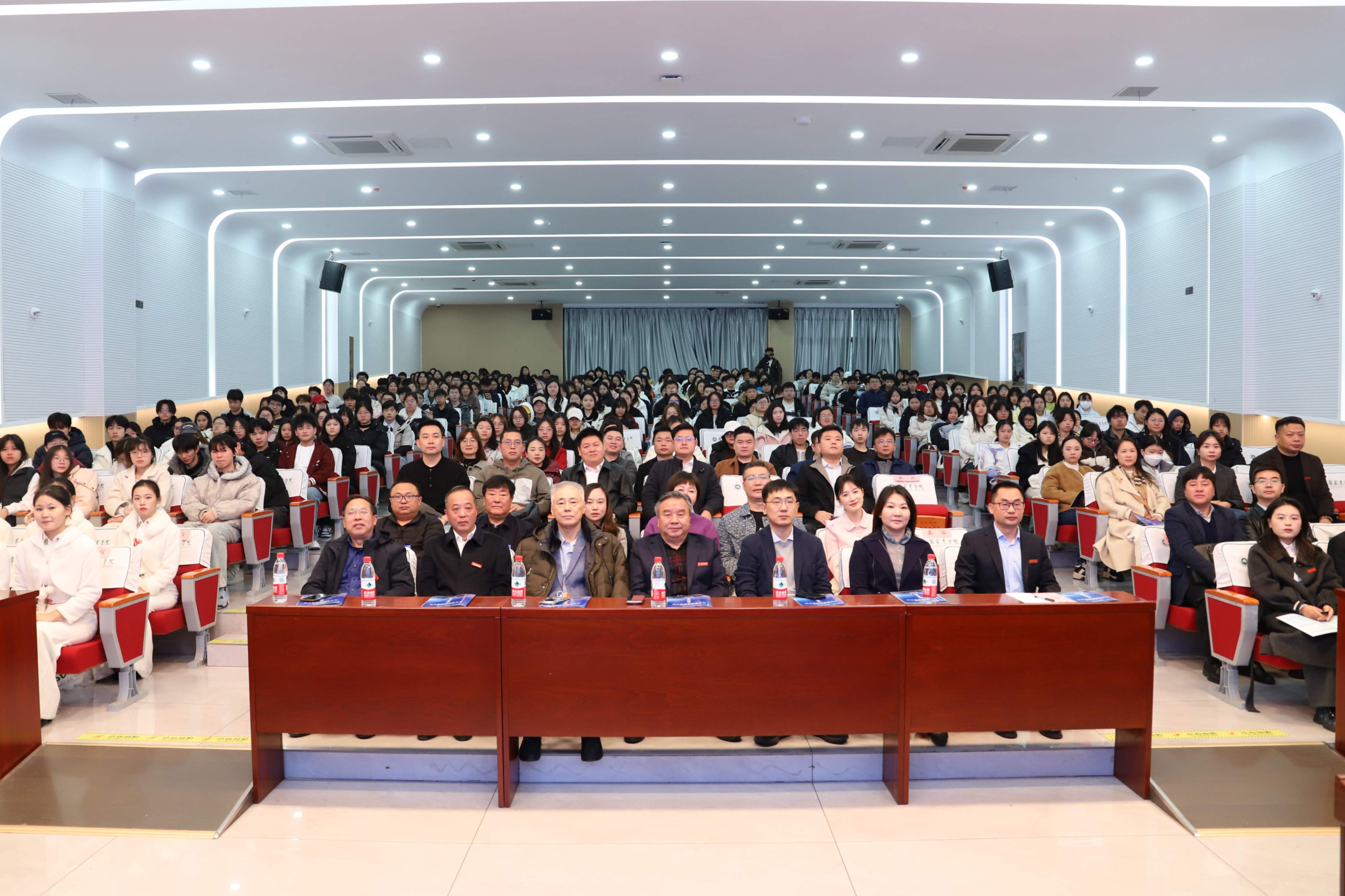 合照 李慧敏摄